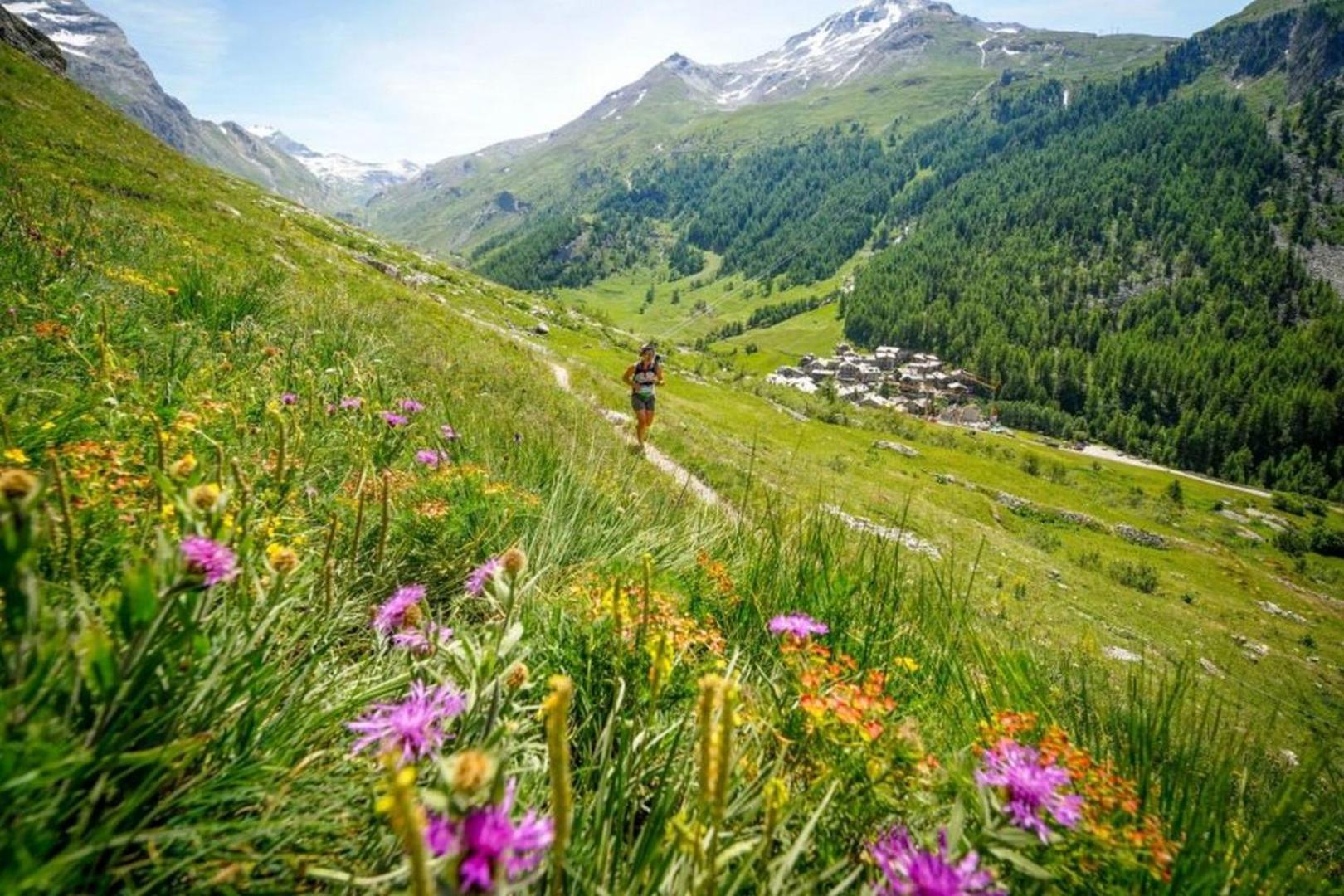 Apartment Au Bon Coin - Luxury Chamonix Hidden Haven, Mont Blanc View, Hot Tub And Garden Ngoại thất bức ảnh