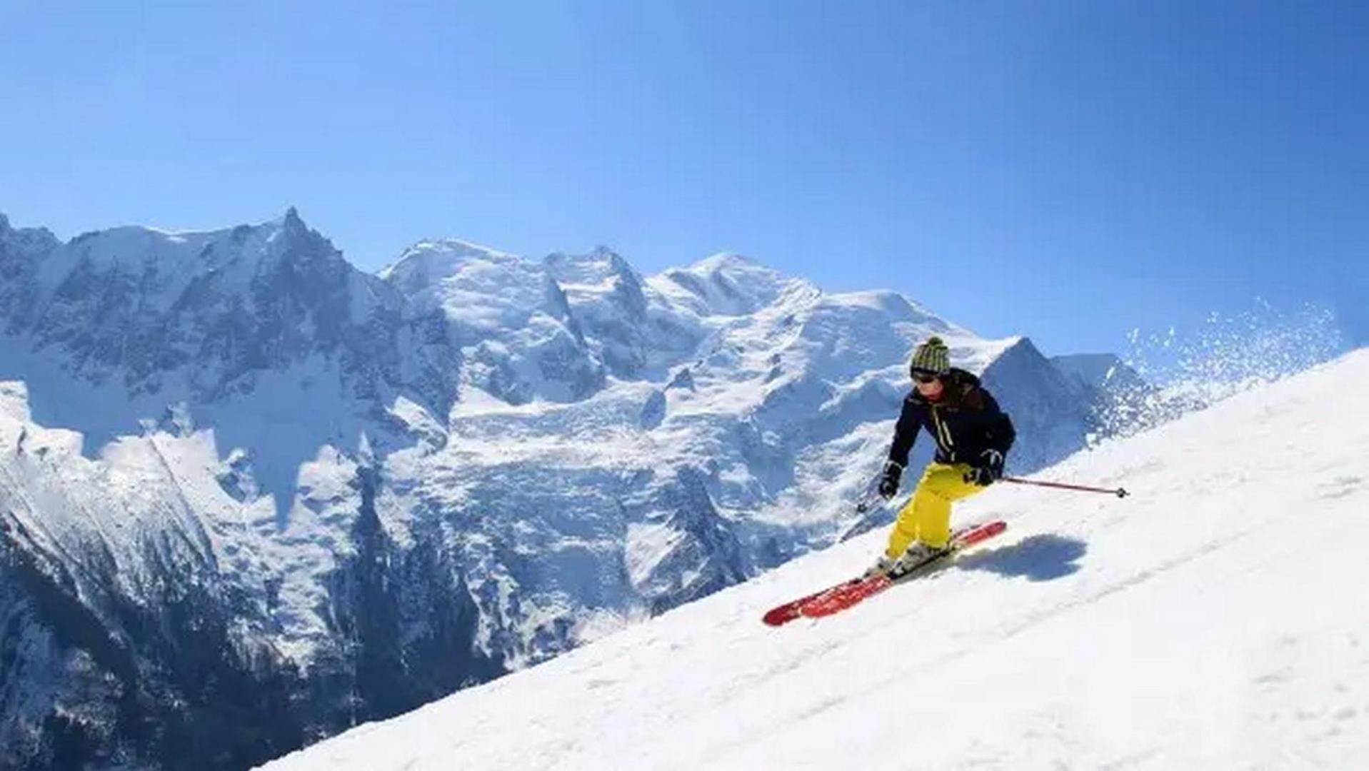 Apartment Au Bon Coin - Luxury Chamonix Hidden Haven, Mont Blanc View, Hot Tub And Garden Ngoại thất bức ảnh